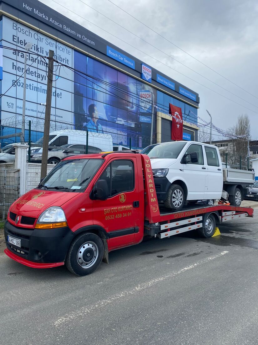 Ticari araç Volkswagen Transporter çekici taşıma